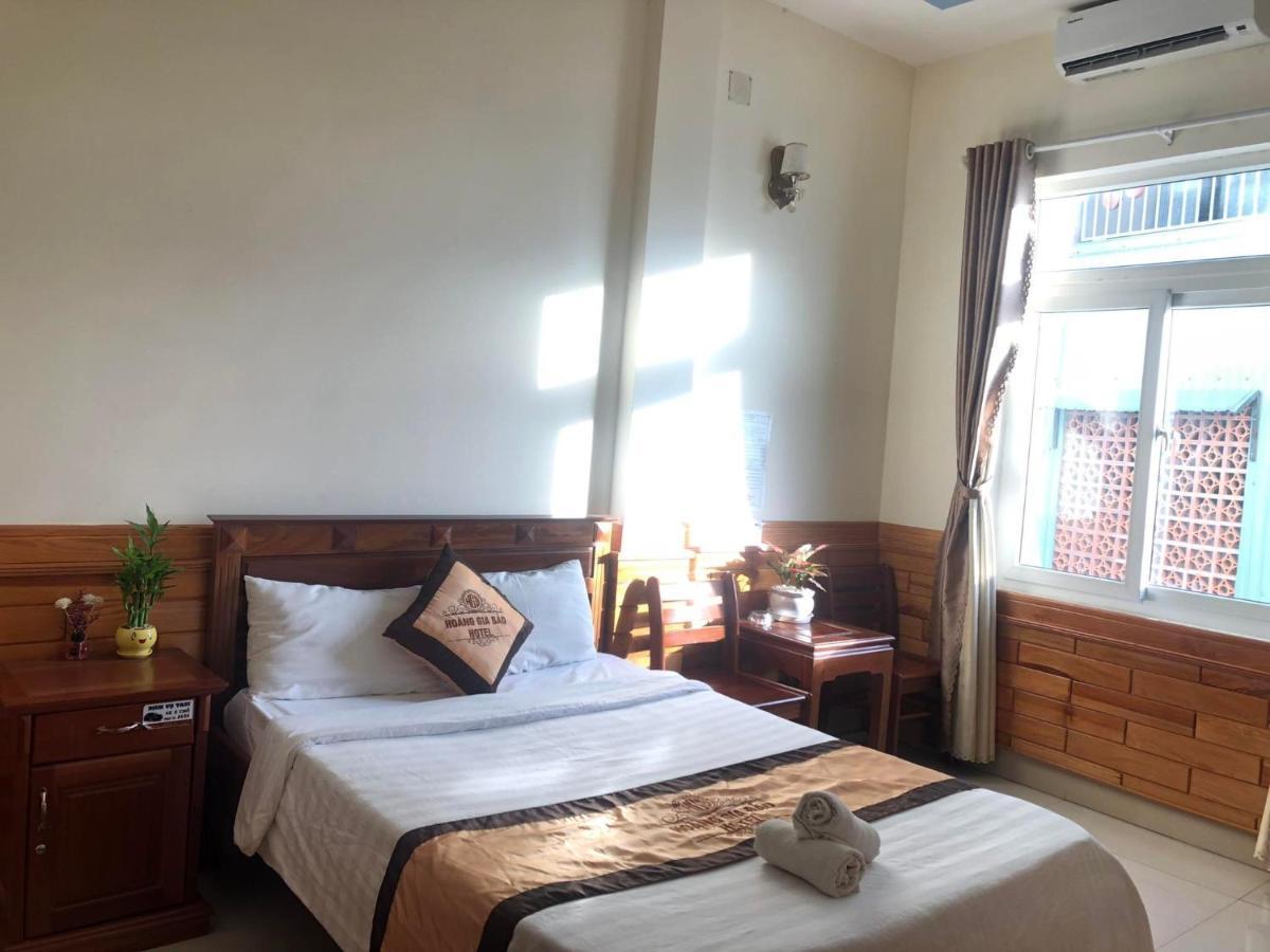 Hoang Gia Bao Hotel Tỉnh Kontum Exterior photo